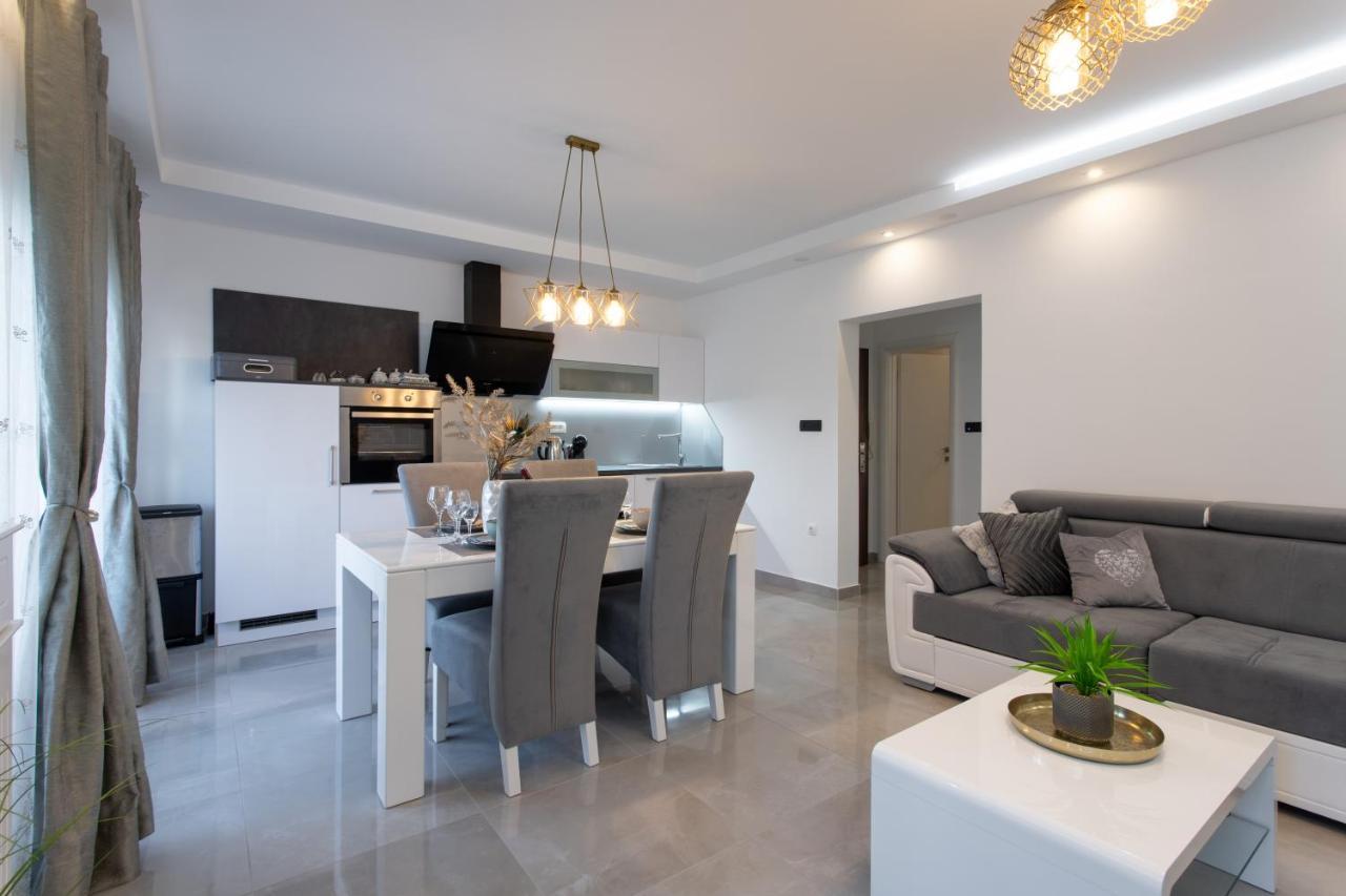 Villa Padre Подстрана Екстер'єр фото